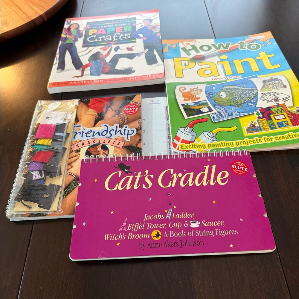 Klutz Friendship Bracelets Kit, cats cradle &  paper & paint crafting books.